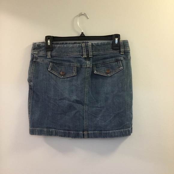Ann Taylor for Loft size 2 clasp and zipper closure jean skirt with pock… - Picture 2 of 14